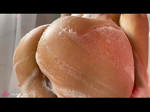 ❤️ Brunette شاور میں شدید orgasm کے لئے وائبریٹر کے ساتھ بلی میں مشت زنی کرتی ہے۔ ☑ پر ur.rionews.top ❌️❤